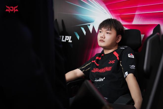 努力做出总 努力做出总